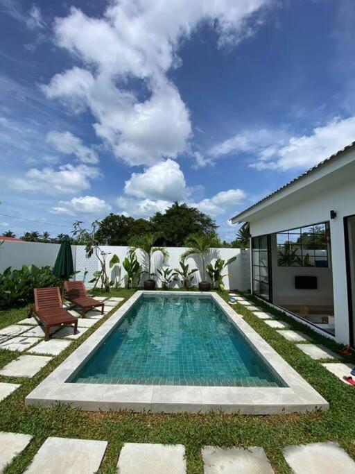 Allure Villa Cempaka Private Pool กวนตัน ภายนอก รูปภาพ