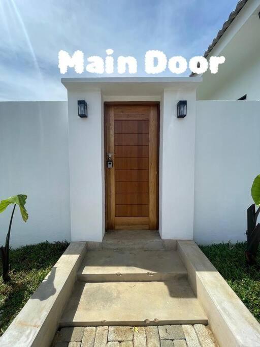 Allure Villa Cempaka Private Pool กวนตัน ภายนอก รูปภาพ